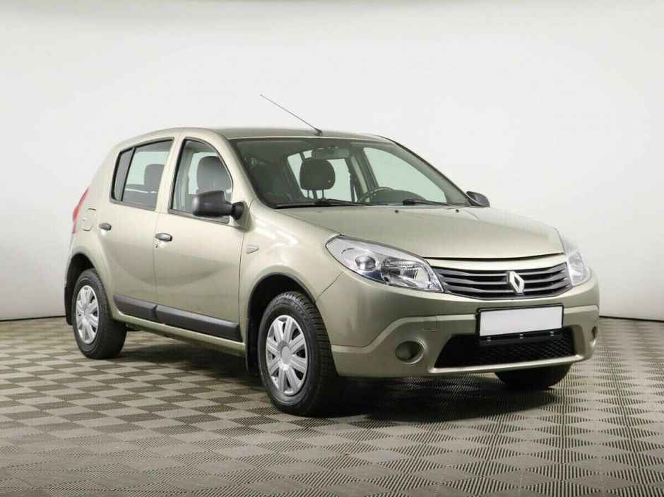 Renault Sandero 1.6 МКПП, 2013, 132 000 км фото 2