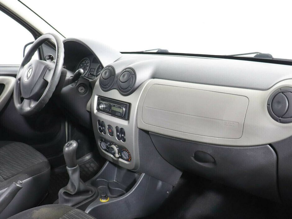 Renault Sandero 1.6 МКПП, 2013, 132 000 км фото 7