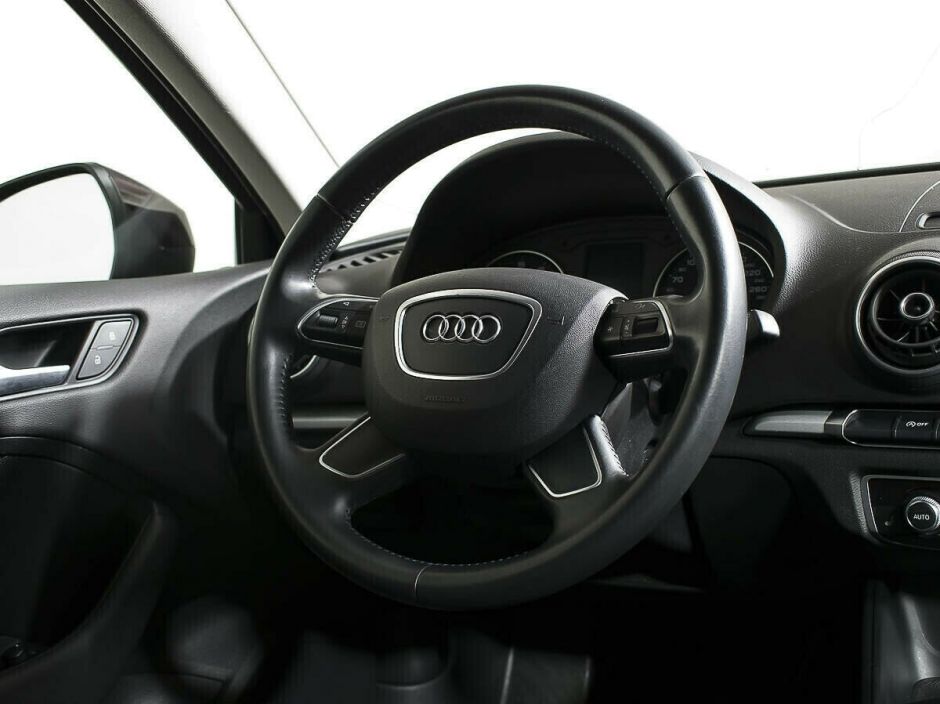 Audi A3 1.2 РКПП, 2015, 85 000 км фото 5
