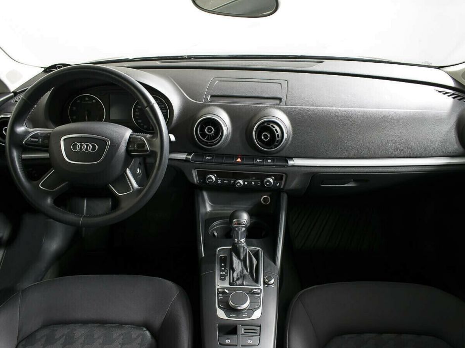 Audi A3 1.2 РКПП, 2015, 85 000 км фото 7