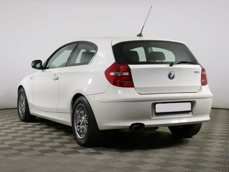 BMW 1 серии 1.6 АКПП, 2009, 167 000 км фото 4