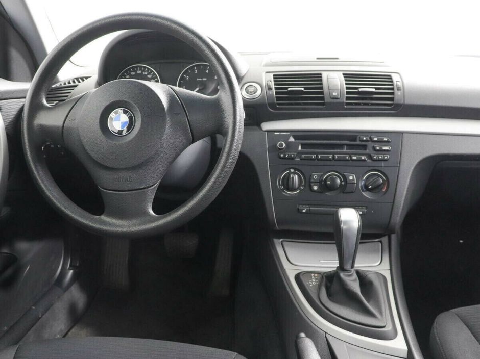BMW 1 серии 1.6 АКПП, 2010, 157 000 км фото 5