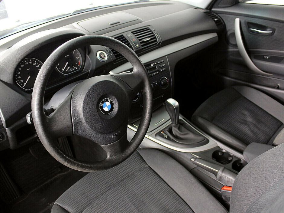 BMW 1 серии 1.6 АКПП, 2010, 160 000 км фото 7