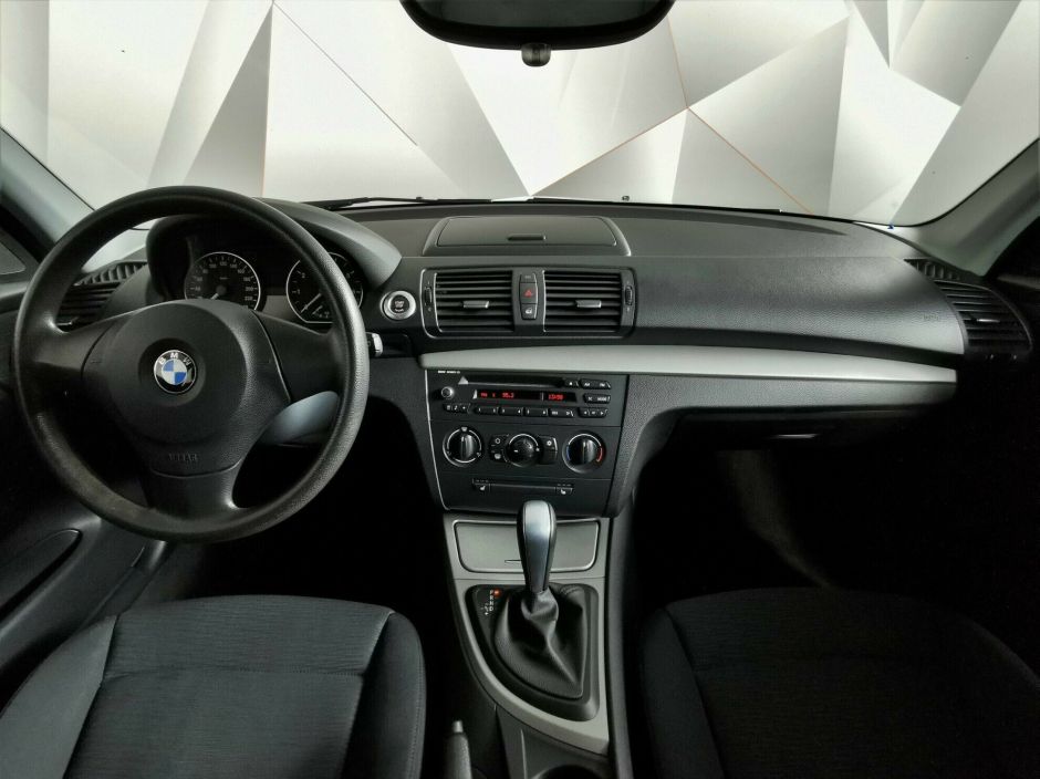BMW 1 серии 2.0 АКПП, 2011, 150 000 км фото 6