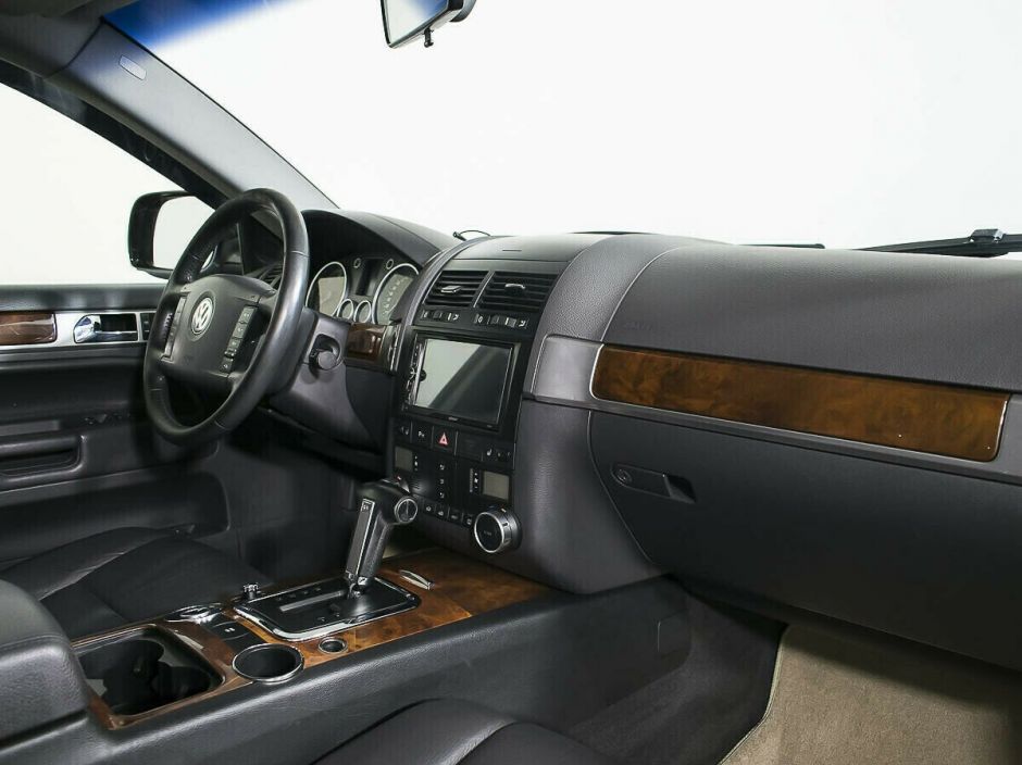 Volkswagen Touareg 2.5 АКПП, 2006, 209 000 км фото 6