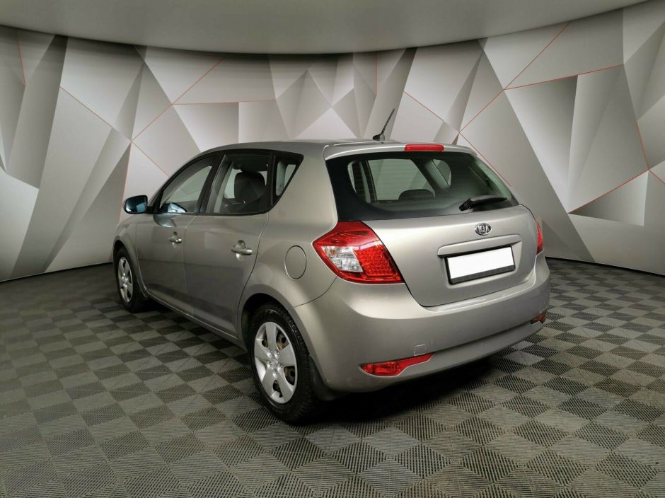 Kia Ceed 1.6 АКПП, 2010, 161 000 км фото 3