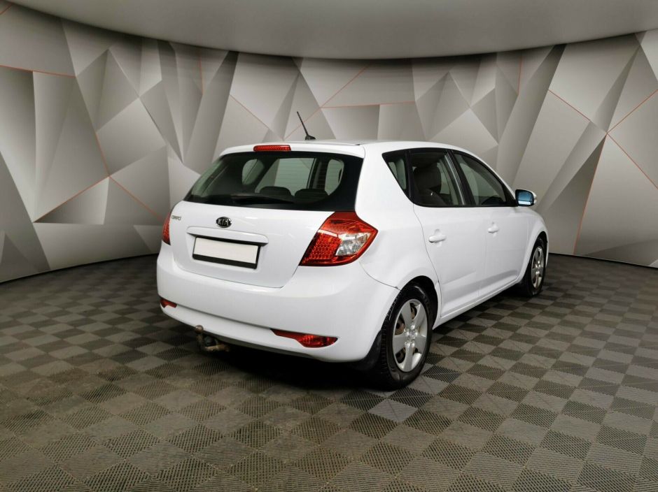 Kia Ceed 1.6 МКПП, 2010, 161 000 км фото 2
