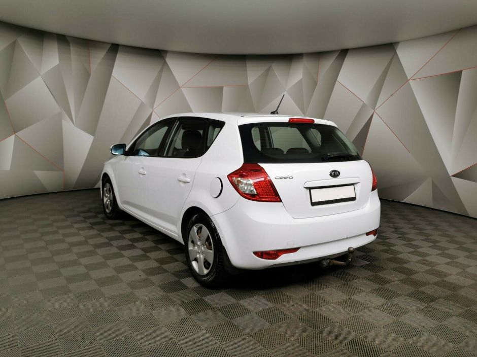 Kia Ceed 1.6 МКПП, 2010, 161 000 км фото 4