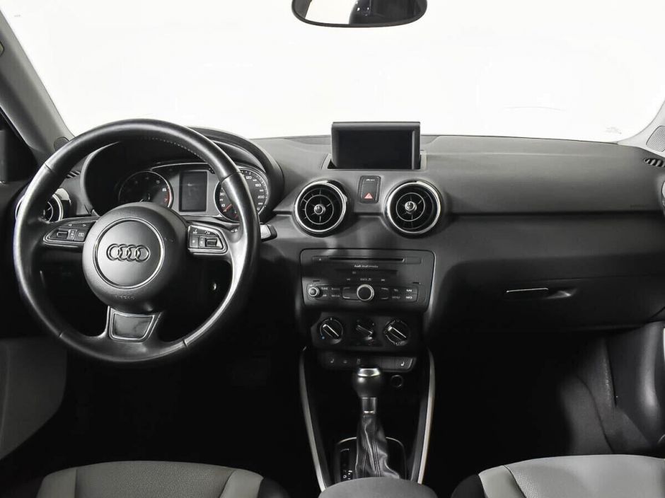 Audi A1 1.4 РКПП, 2012, 144 000 км фото 7