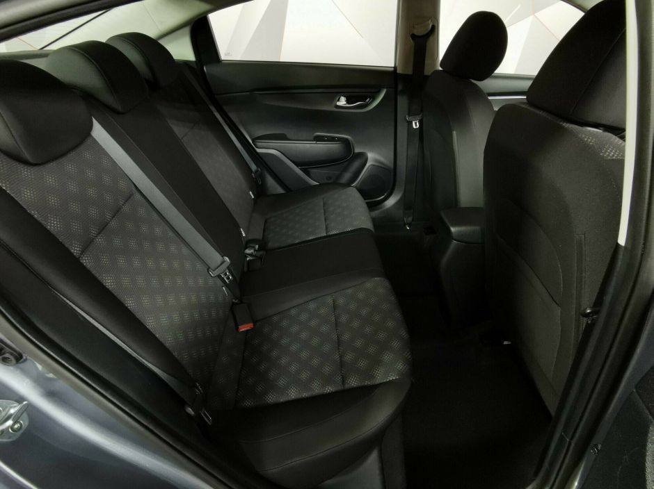 Kia Rio 1.6 МКПП, 2019, 58 000 км фото 8