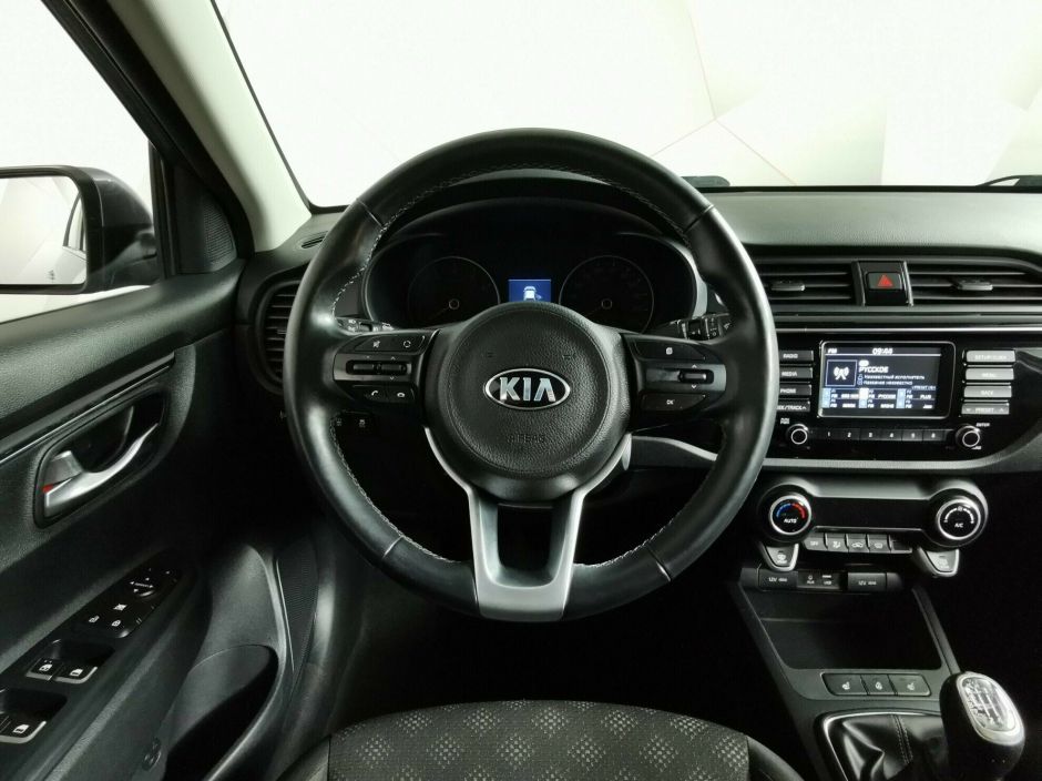 Kia Rio 1.6 МКПП, 2019, 58 000 км фото 10