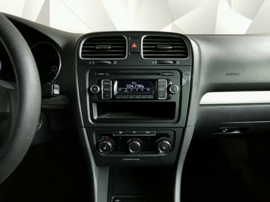 Volkswagen Golf 1.4 МКПП, 2011, 145 000 км фото 8
