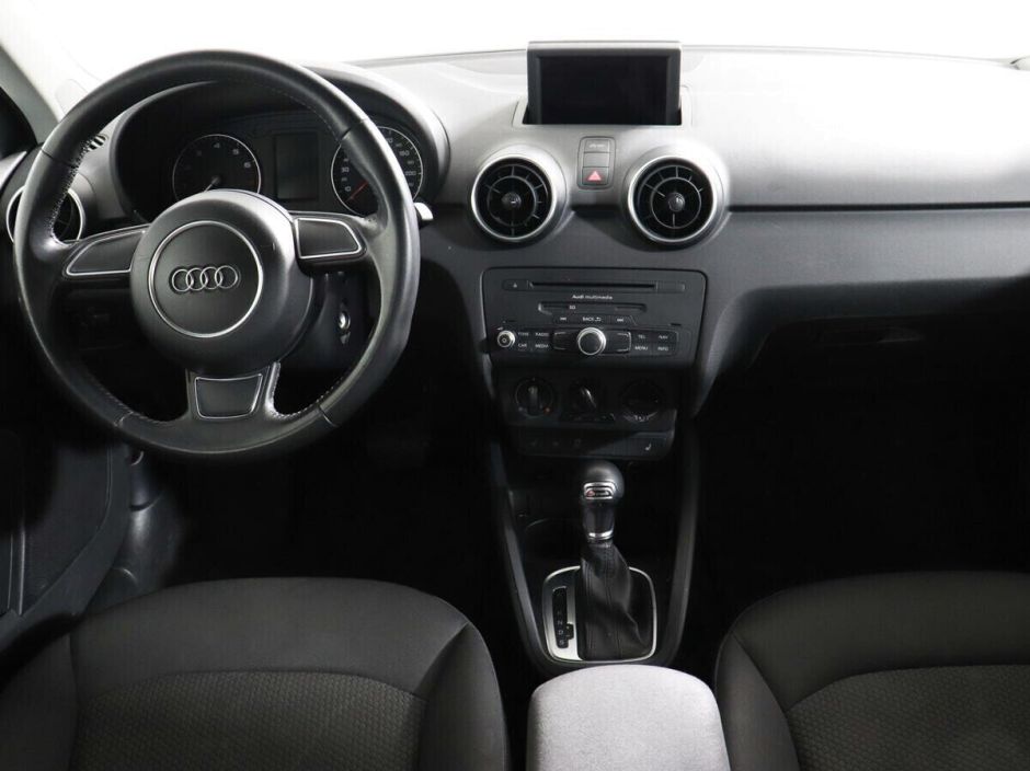Audi A1 1.4 РКПП, 2014, 112 000 км фото 6