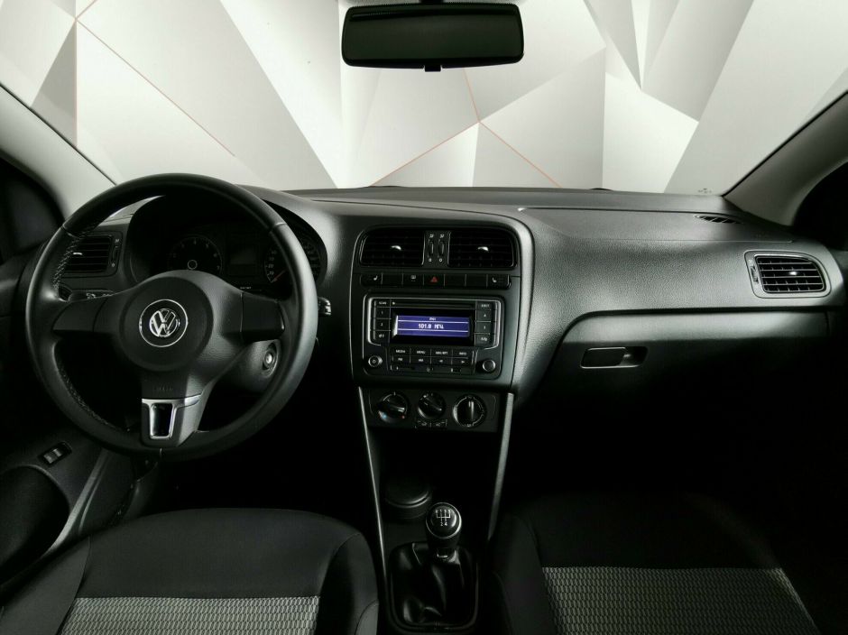 Volkswagen Polo 1.6 МКПП, 2013, 130 000 км фото 6
