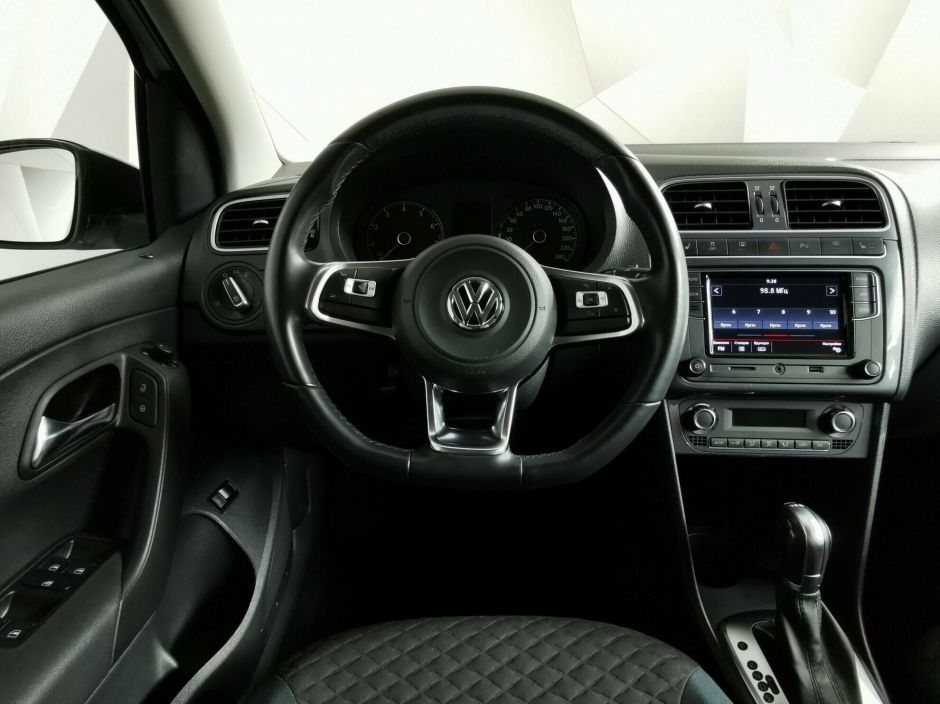 Volkswagen Polo 1.6 АКПП, 2016, 83 000 км фото 8
