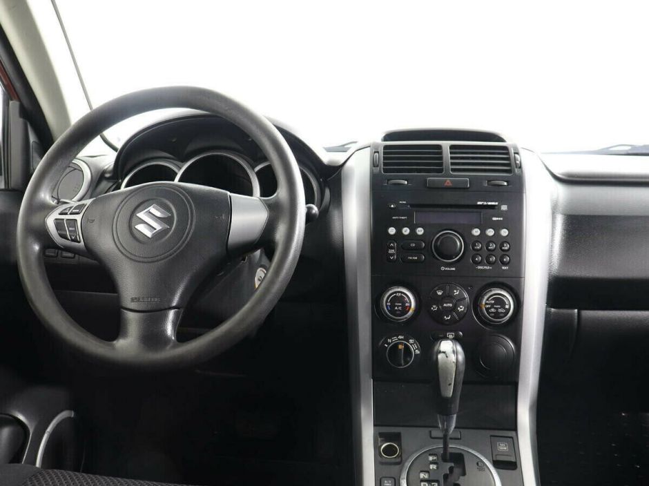 Suzuki Grand Vitara 2.0 АКПП, 2007, 196 000 км фото 6