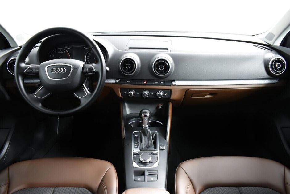 Audi A3 1.8 РКПП, 2013, 132 000 км фото 6