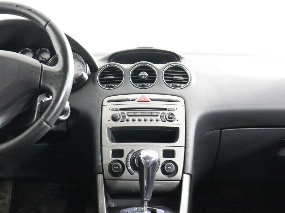Peugeot 308 1.6 АКПП, 2011, 147 000 км фото 6