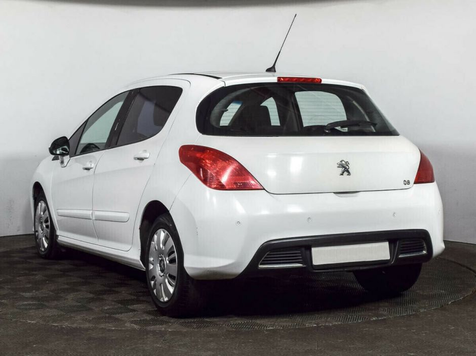 Peugeot 308 1.6 АКПП, 2011, 143 000 км фото 4