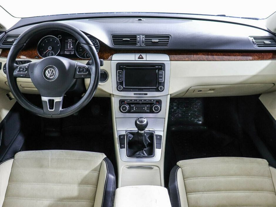 Volkswagen Passat CC 1.8 МКПП, 2011, 145 000 км фото 5