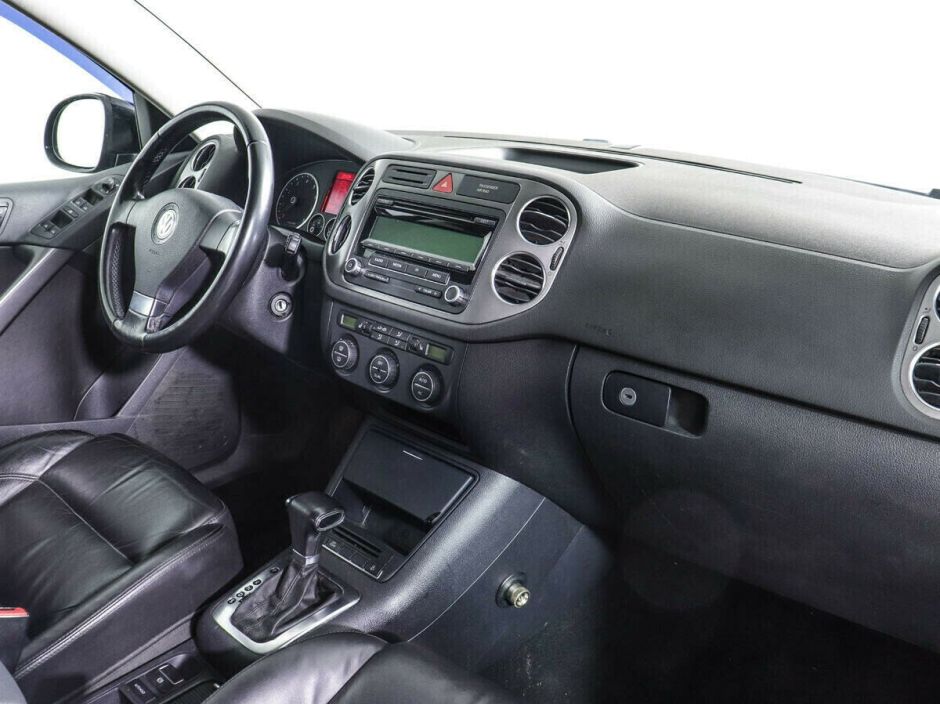 Volkswagen Tiguan 2.0 АКПП, 2009, 174 000 км фото 5