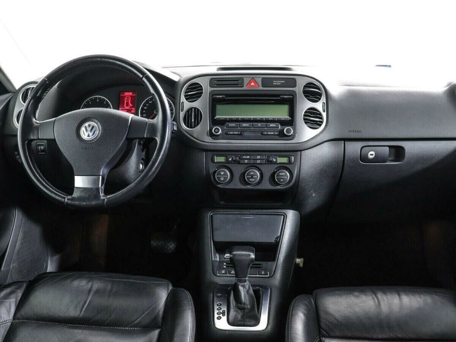 Volkswagen Tiguan 2.0 АКПП, 2009, 174 000 км фото 9