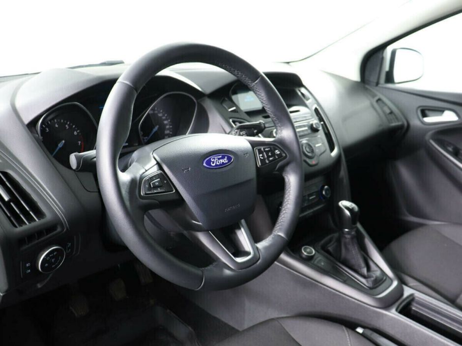 Ford Focus 1.6 МКПП, 2016, 88 000 км фото 6
