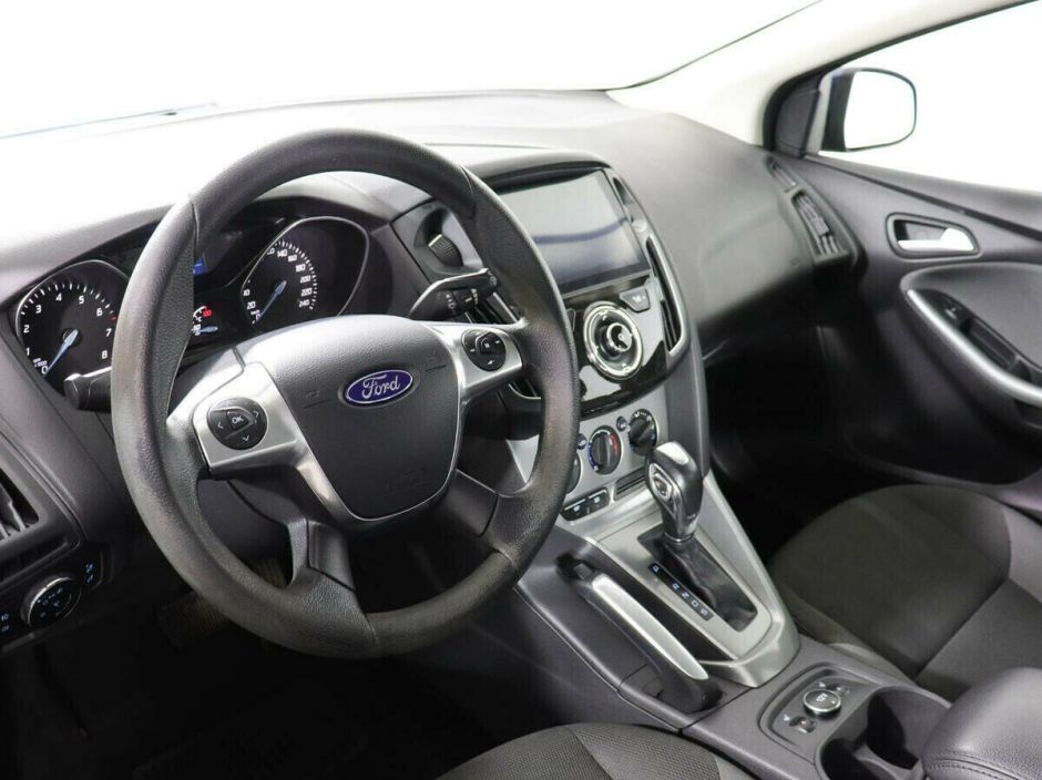 Ford Focus 1.6 РКПП, 2012, 137 000 км фото 5