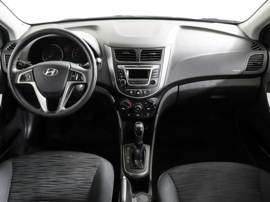 Hyundai Solaris 1.6 АКПП, 2015, 95 000 км фото 8