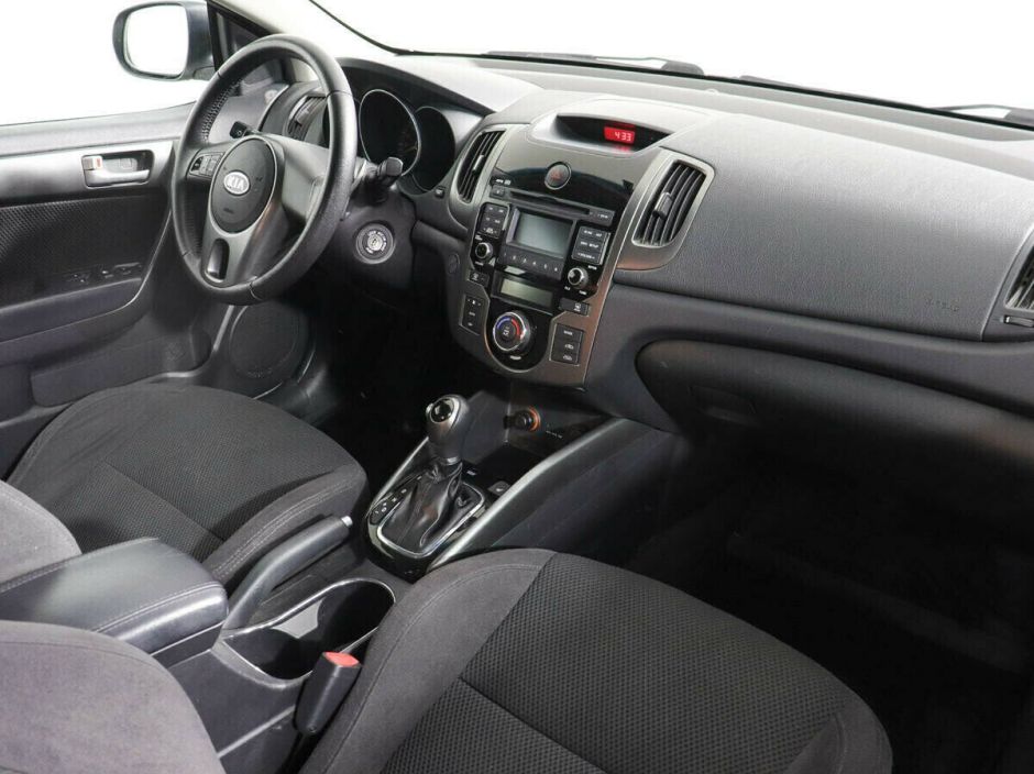 Kia Cerato 1.6 АКПП, 2010, 159 000 км фото 9