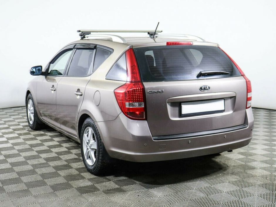 Kia Ceed 1.6 АКПП, 2010, 165 000 км фото 4