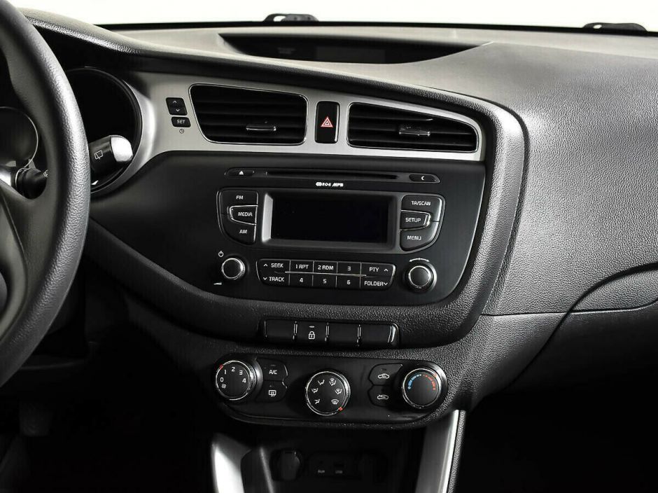 Kia Ceed 1.4 МКПП, 2012, 133 000 км фото 7