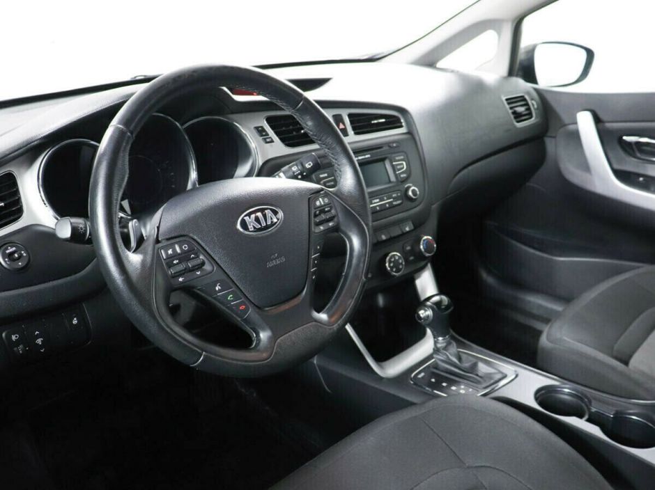 Kia Ceed 1.6 АКПП, 2015, 95 000 км фото 7