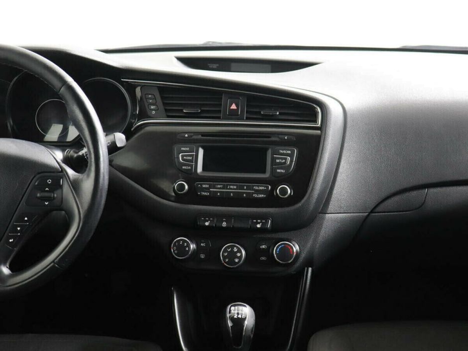 Kia Ceed 1.6 МКПП, 2016, 92 000 км фото 8