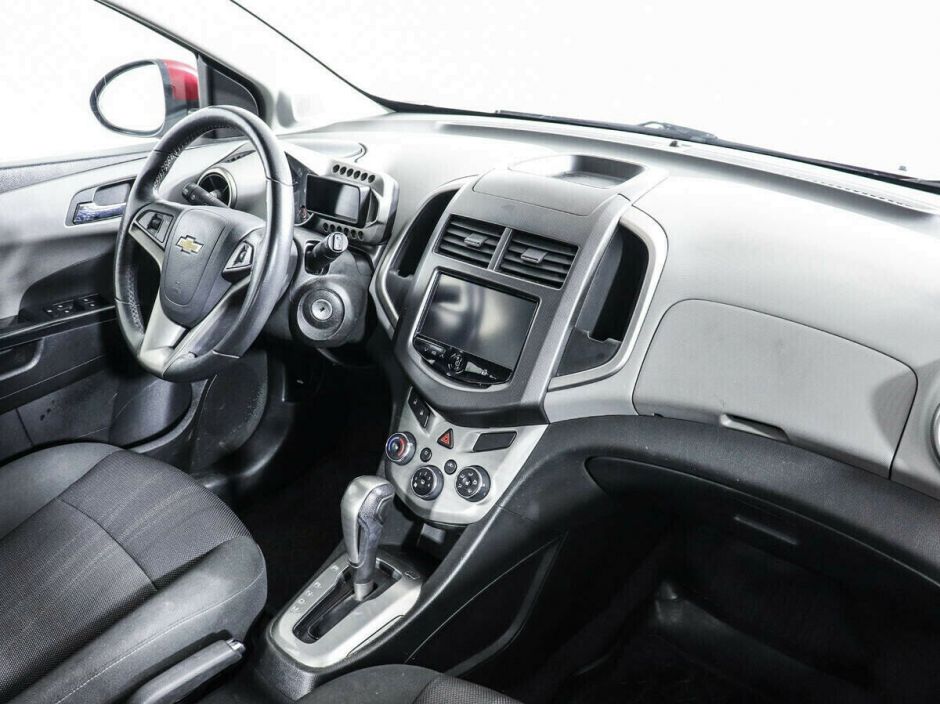 Chevrolet Aveo 1.6 АКПП, 2013, 127 000 км фото 5