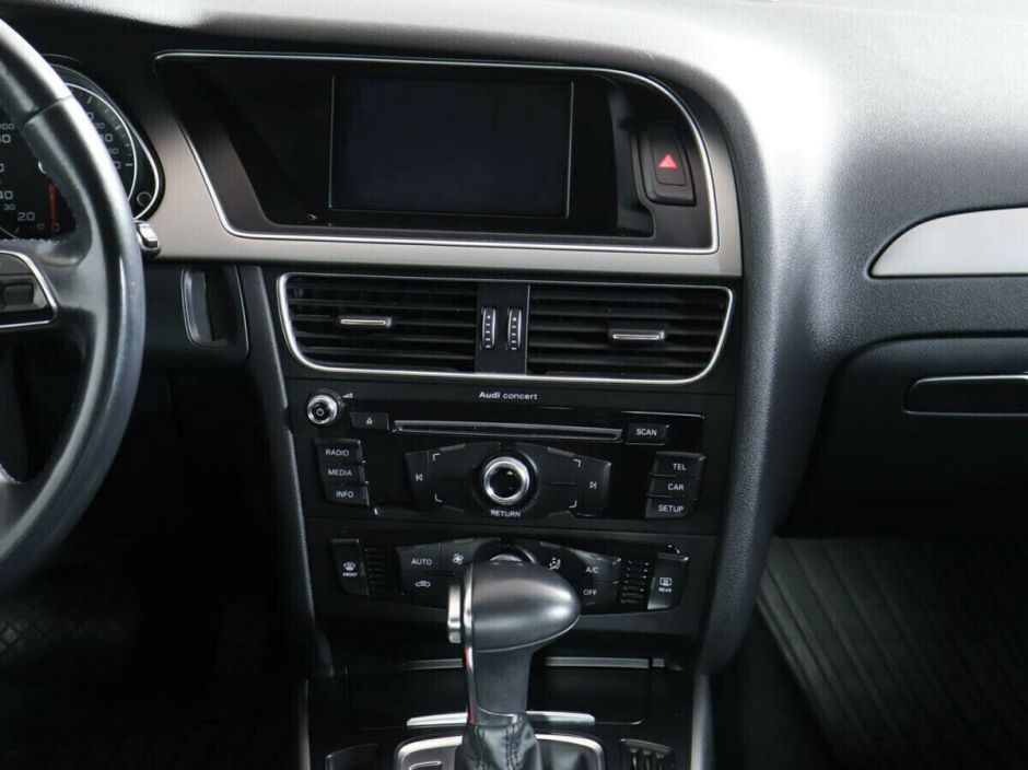 Audi A4 1.8 CVT, 2014, 115 000 км фото 5