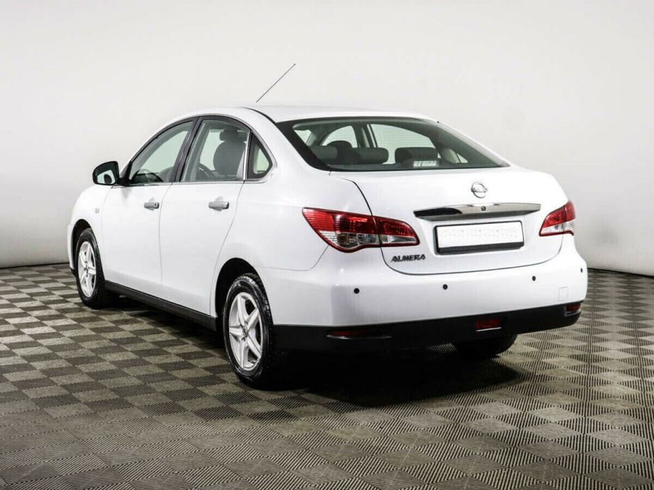 Nissan Almera 1.6 АКПП, 2014, 107 000 км фото 3