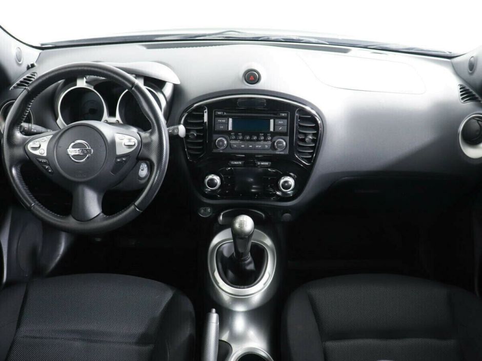 Nissan Juke 1.6 МКПП, 2012, 132 000 км фото 8