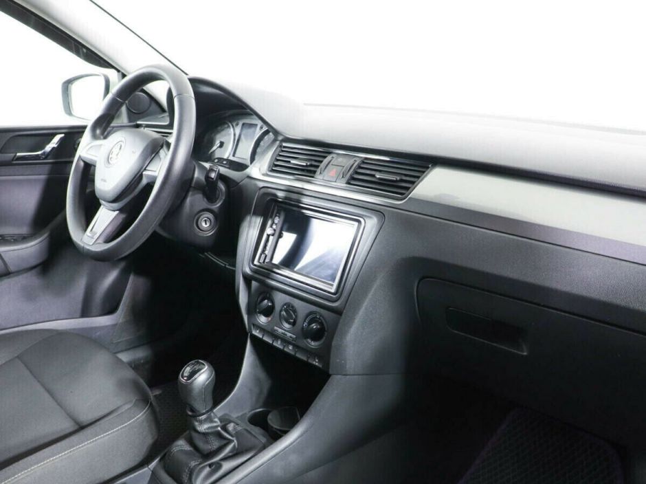 Skoda Rapid 1.2 МКПП, 2014, 117 000 км фото 8