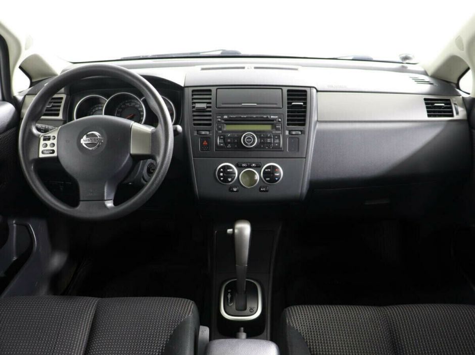 Nissan Tiida 1.6 АКПП, 2012, 133 000 км фото 6