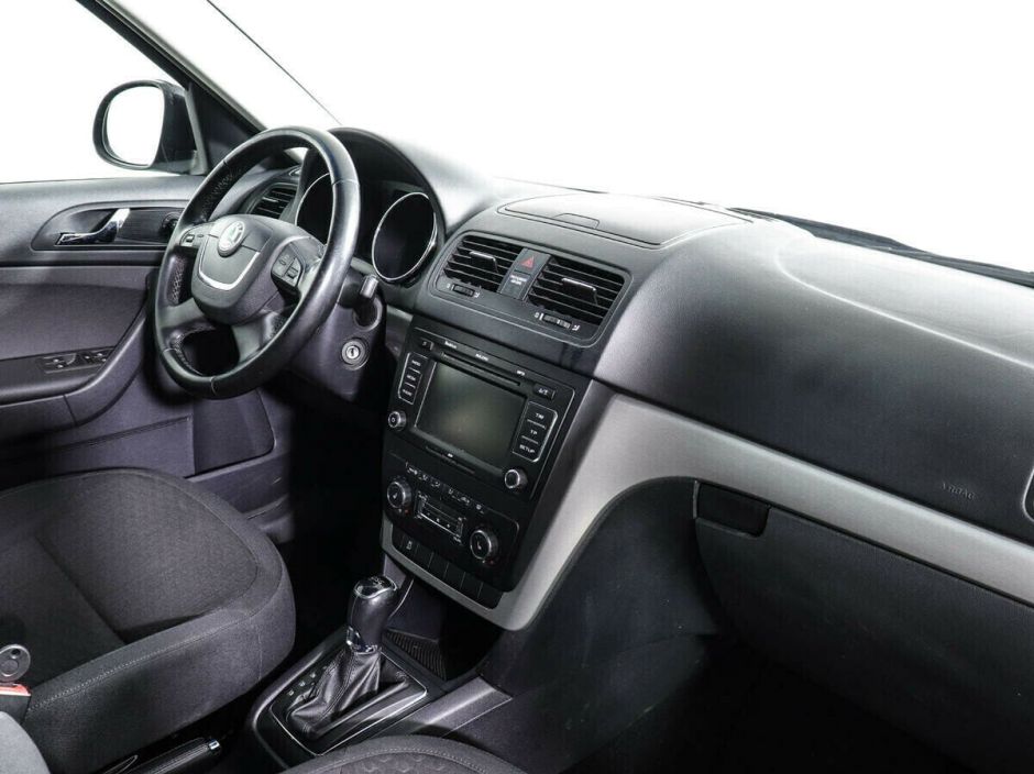 Skoda Yeti 1.2 РКПП, 2012, 143 000 км фото 8