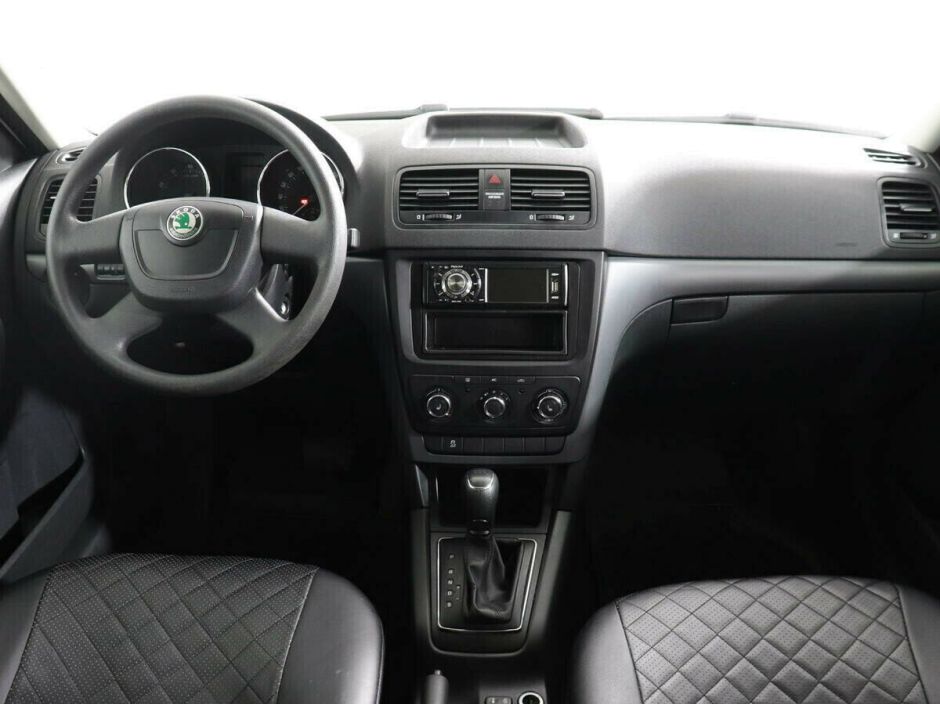 Skoda Yeti 1.2 РКПП, 2012, 136 000 км фото 8