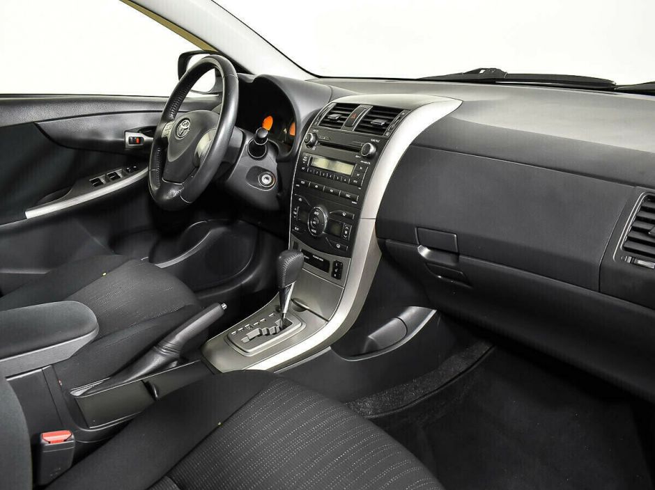 Toyota Corolla 1.6 АКПП, 2011, 148 000 км фото 9