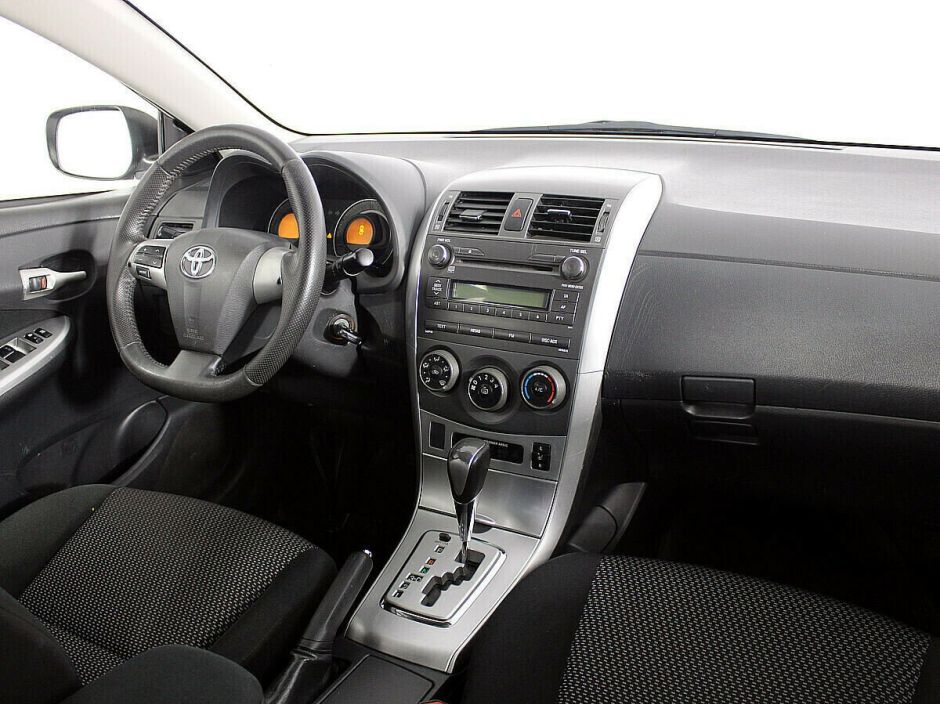 Toyota Corolla 1.6 АКПП, 2011, 148 000 км фото 7