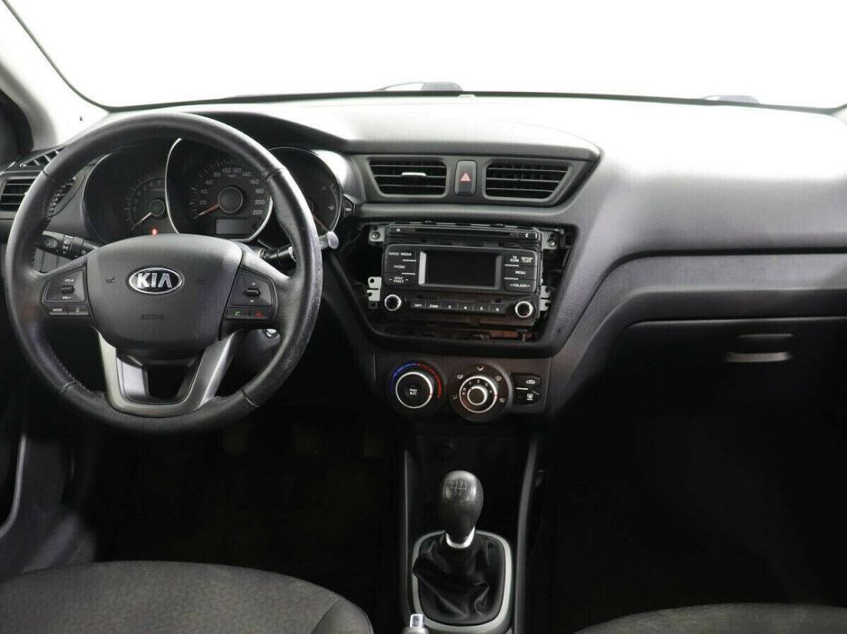 Kia Rio 1.4 МКПП, 2014, 112 000 км фото 8