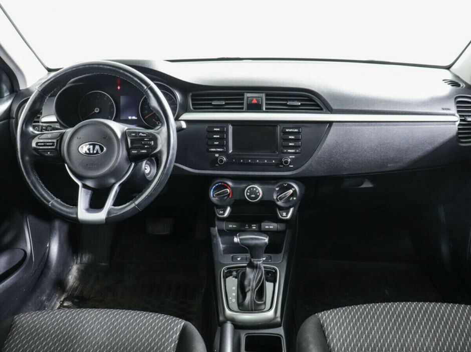 Kia Rio 1.4 АКПП, 2018, 72 000 км фото 6