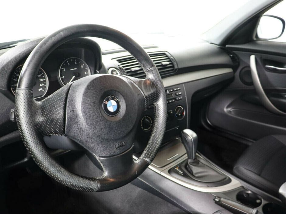 BMW 1 серии 1.6 АКПП, 2010, 159 000 км фото 9
