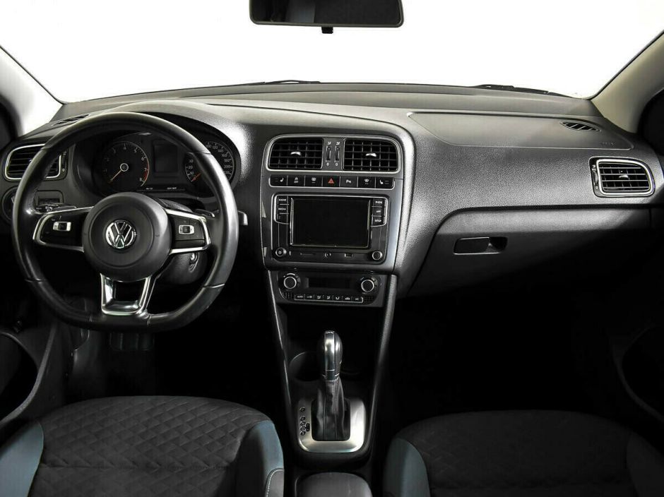 Volkswagen Polo 1.4 РКПП, 2017, 76 000 км фото 10