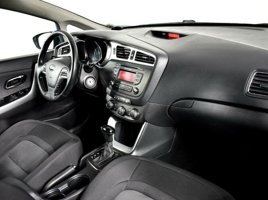 Kia Ceed 1.6 АКПП, 2012, 132 000 км фото 6