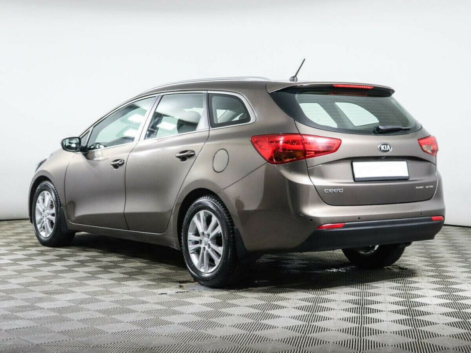 Kia Ceed 1.6 АКПП, 2012, 144 000 км фото 2